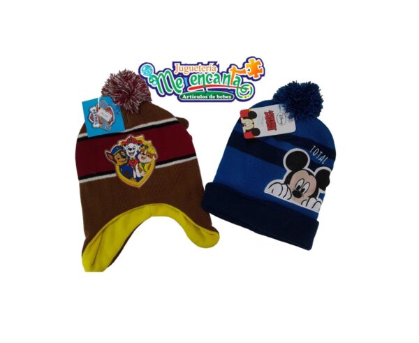 GORRA CON GUANTE PARA NIÑOS/AS