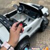 AUTO A BATERIA TOYOTA HILUX - Imagen 2
