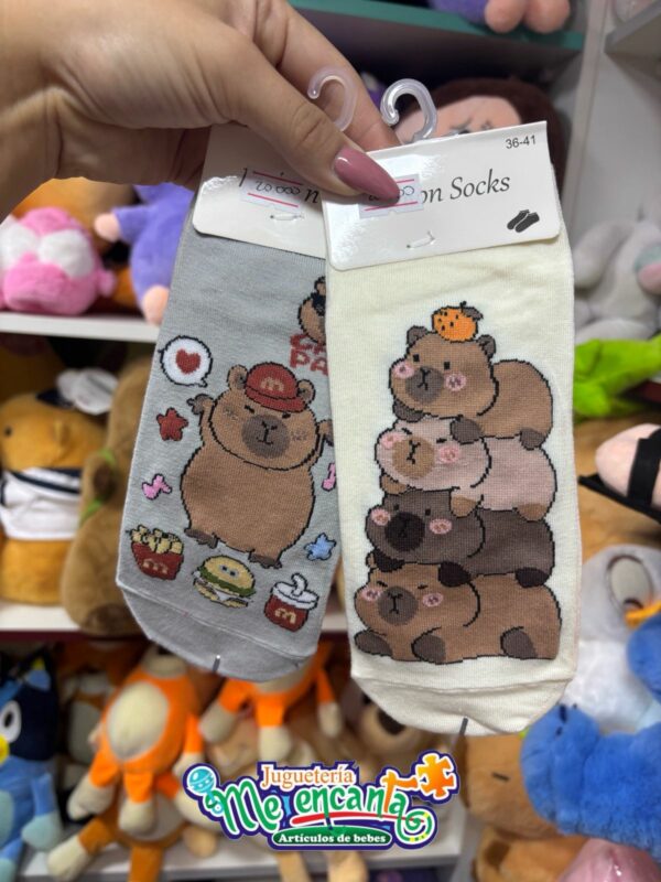 MEDIAS SURTIDAS DE CAPIBARA