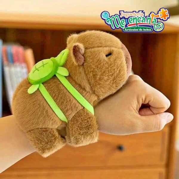 Pulsera de peluche Capibara