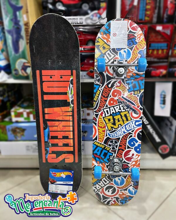 Skate Hot Wheels Ruedas de PVC 78cm.