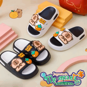 ZAPATILLA CON DISEÑO DE CAPIBARA