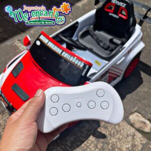 AUTO A BATERIA DEPORTIVO