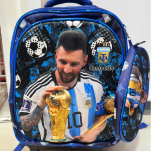 MOCHILA CON RUEDITA + CARTUCHERA DE MESSI